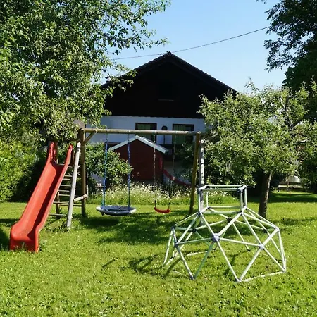 Auf Einem Richtigen Bauernhof Appartamento Finkenstein am Faaker See